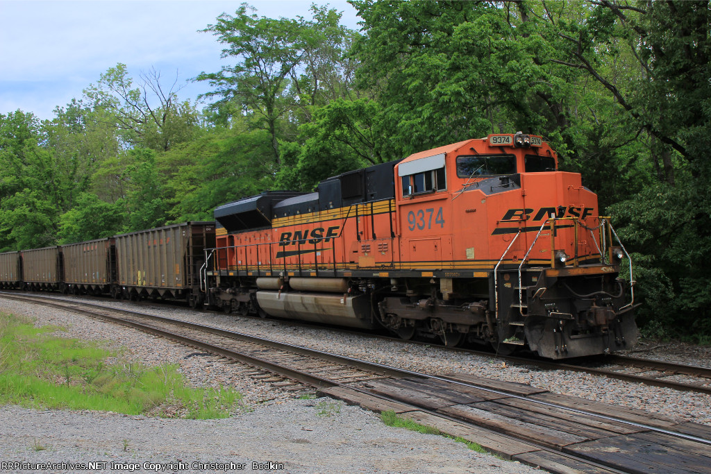 BNSF 9374